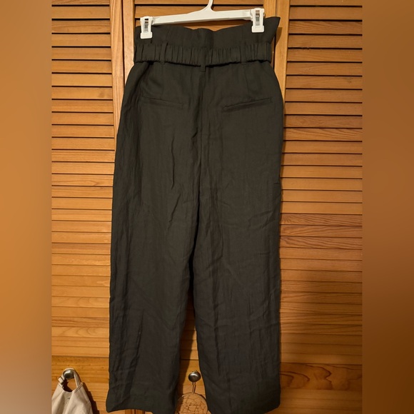 Zara Black High-Waisted Trousers with Gold Buckle - Picture 3 of 5